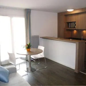 https://residhome-roissy-village.fr-paris.fr